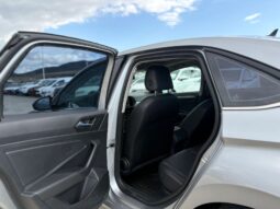 
										VOLKSWAGEN JETTA full									