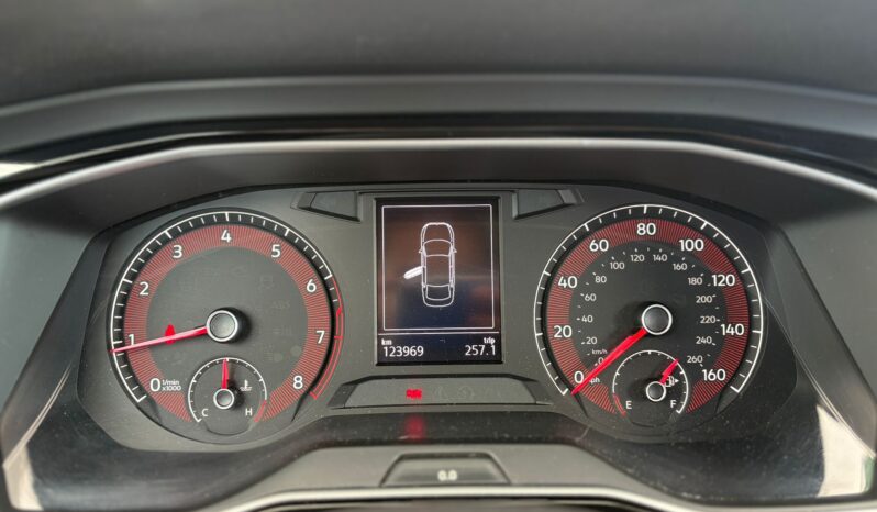 
								VOLKSWAGEN JETTA full									