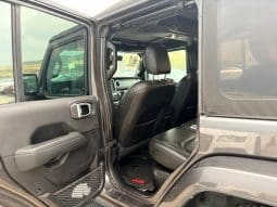 
										JEEP WRANGLER UNLIIMITED SAHARA full									
