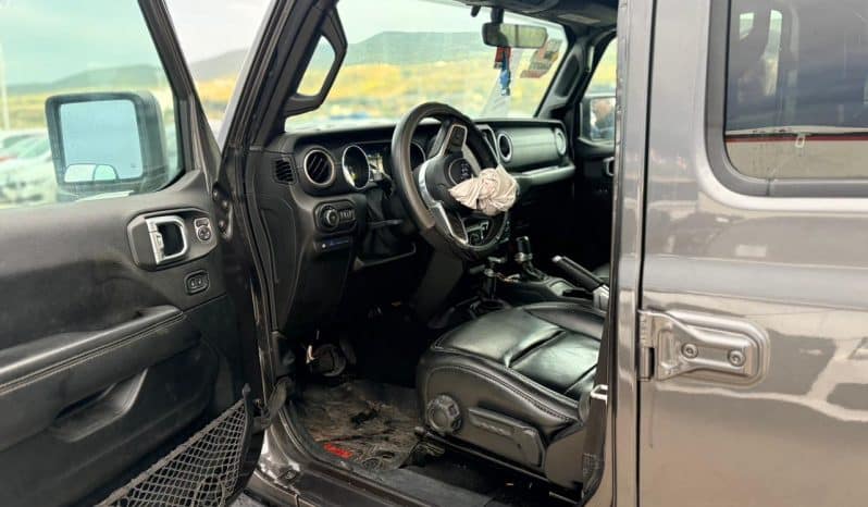 
								JEEP WRANGLER UNLIIMITED SAHARA full									