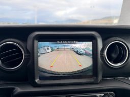 
										JEEP WRANGLER UNLIIMITED SAHARA full									