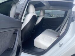 
										TESLA MODEL 3 full									