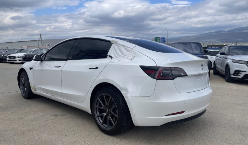 
								TESLA MODEL 3 full									