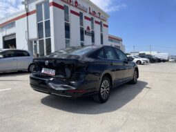 
										VOLKSWAGEN JETTA full									