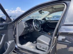 
										VOLKSWAGEN JETTA full									
