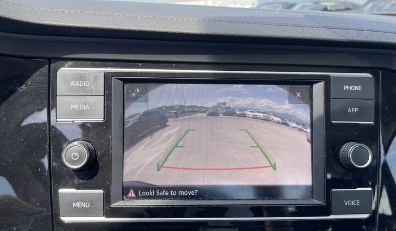 
								VOLKSWAGEN JETTA full									