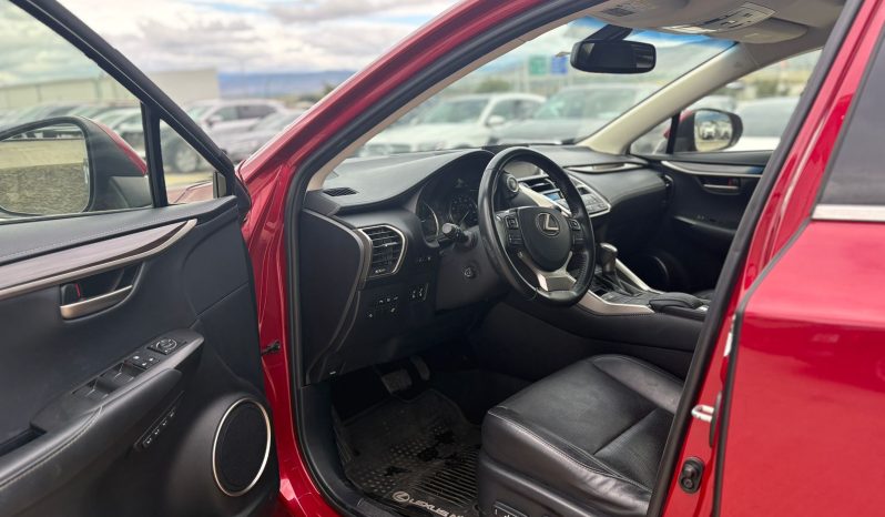 
								LEXUS NX 200T full									
