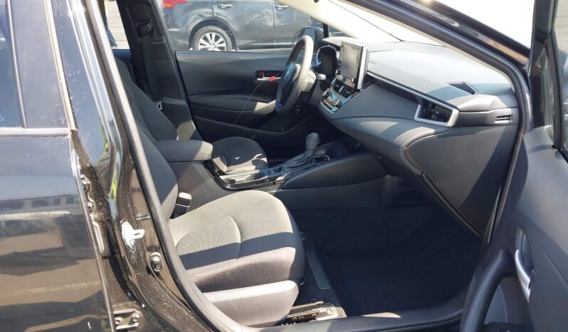 
								Toyota Corolla full									