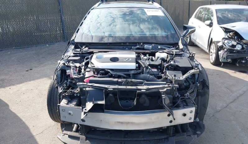 
								2022 Lexus UX 250h full									