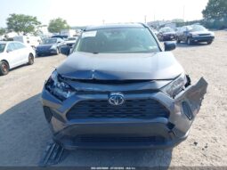 
										2021 Toyota RAV4 full									