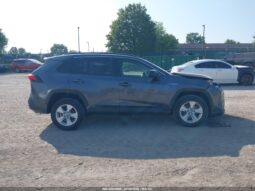 
										2021 Toyota RAV4 full									