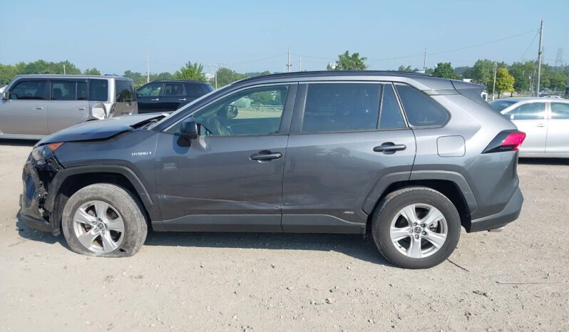 
								2021 Toyota RAV4 full									