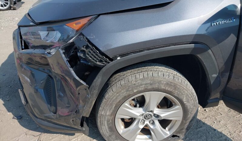
								2021 Toyota RAV4 full									