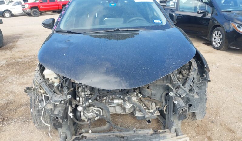 
								Toyota C-HR full									