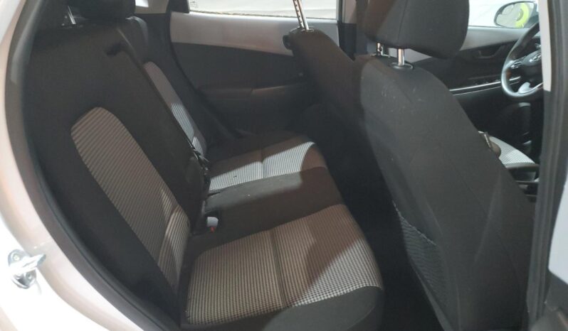 
								2020 Hyundai Kona full									