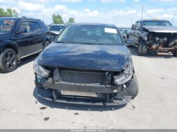 
										2019 Hyundai Elantra gt full									