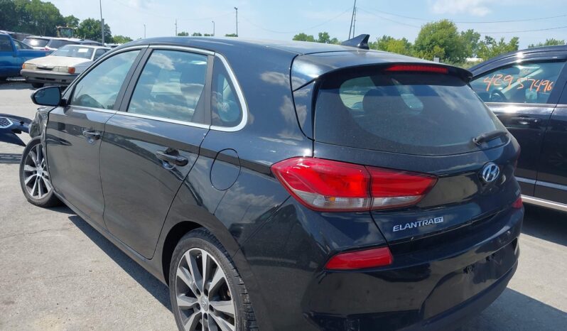 
								2019 Hyundai Elantra gt full									