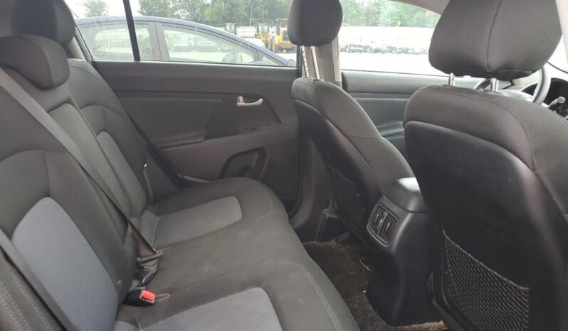 
								KIA Sportage full									