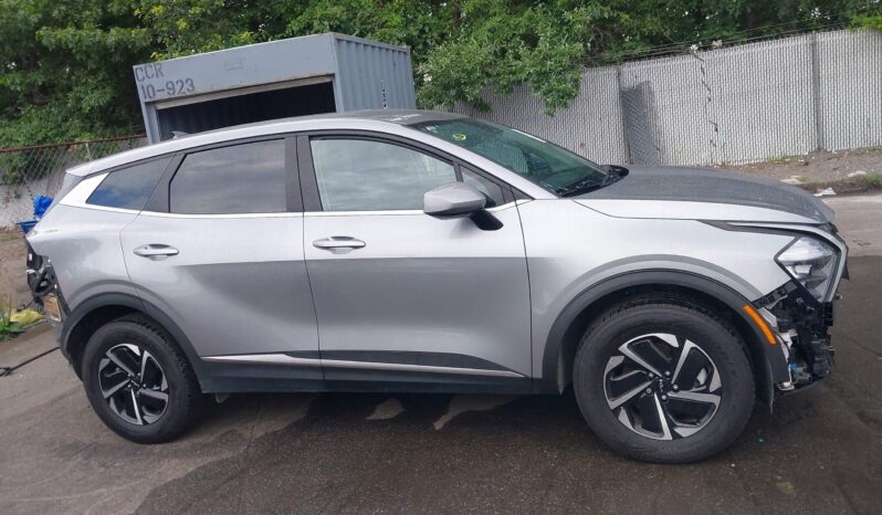 
								Kia Sportage full									