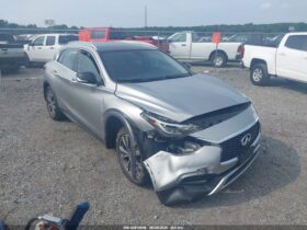 2016 Infiniti QX30