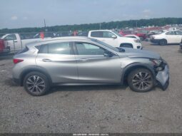 
										2016 Infiniti QX30 full									