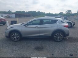 
										2016 Infiniti QX30 full									