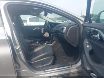2016 Infiniti QX30