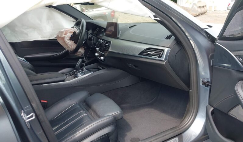 
								BMW 530 full									