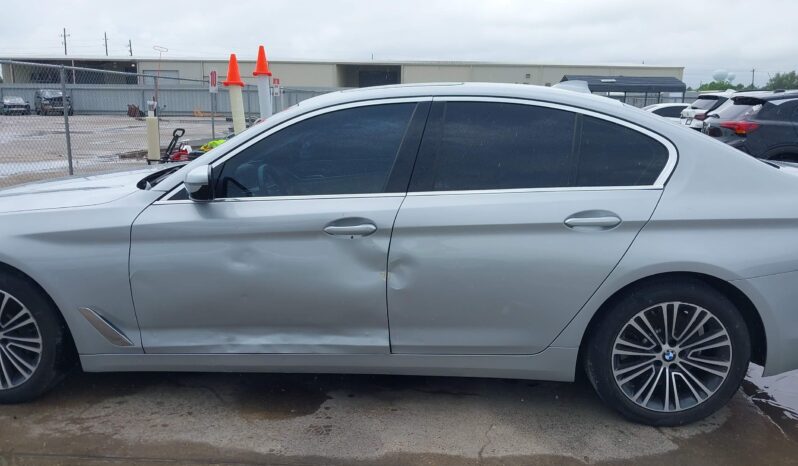 
								BMW 5 Series full									