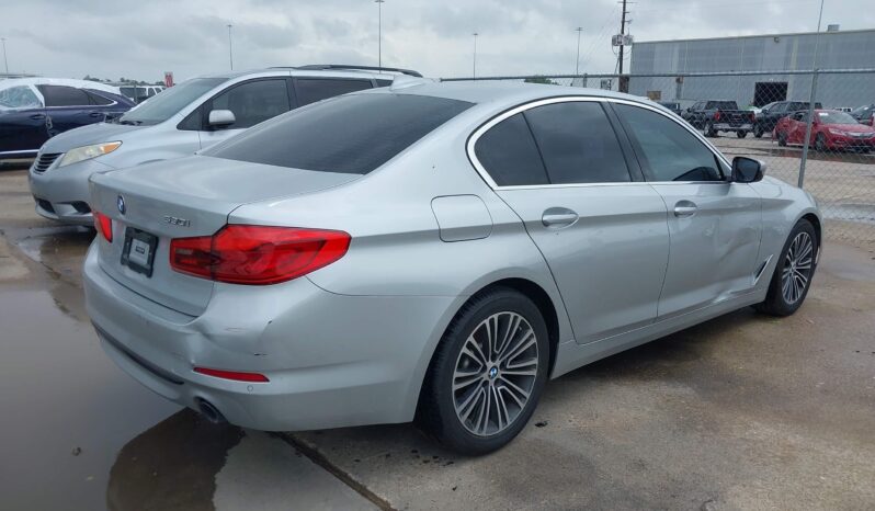 
								BMW 5 Series full									