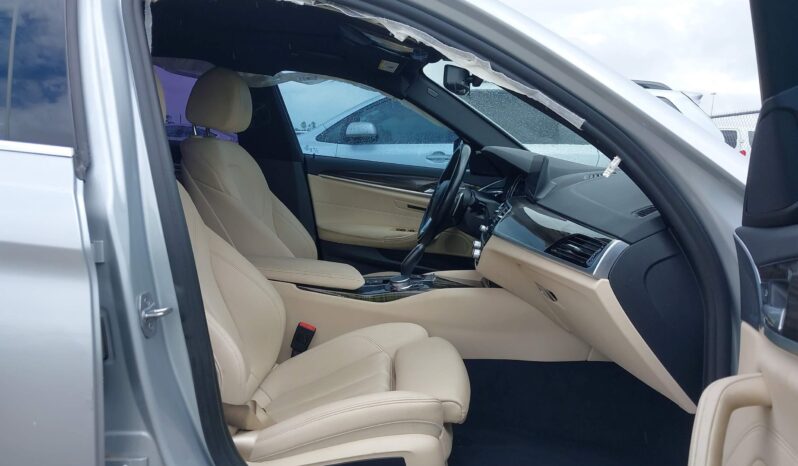 
								BMW 5 Series full									