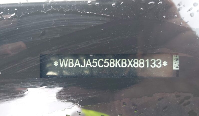 
								BMW 5 Series full									