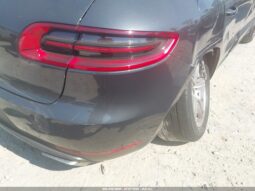 
										2016 Porsche Macan full									