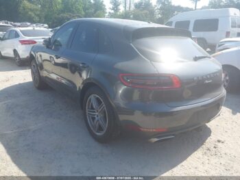 2016 Porsche Macan