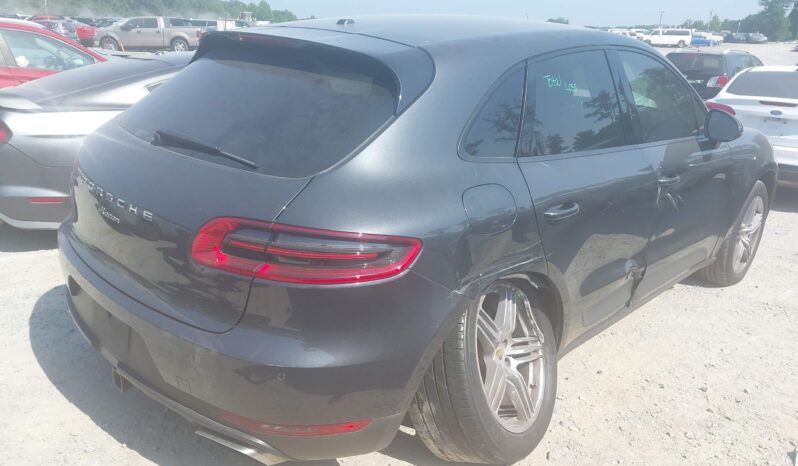 
								2016 Porsche Macan full									