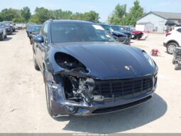 
										Porsche Macan full									