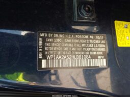 
										Porsche Macan full									