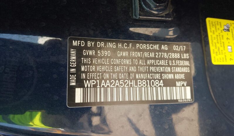 
								Porsche Macan full									