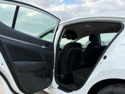 
										HYUNDAI ELANTRA full									