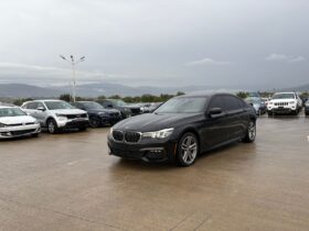 BMW 740i