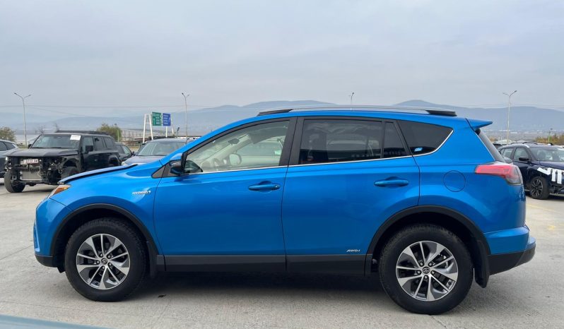 
								TOYOTA RAV4 full									