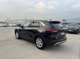 
										Ford Escape full									