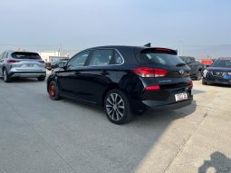 
										2019 Hyundai Elantra gt full									