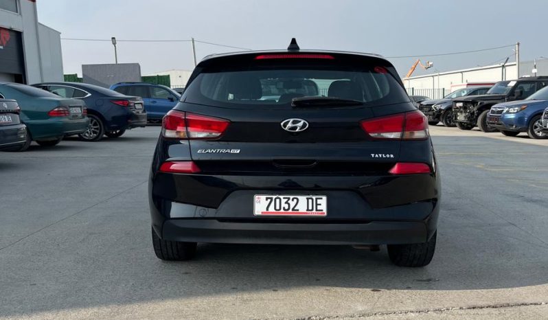 
								2019 Hyundai Elantra gt full									