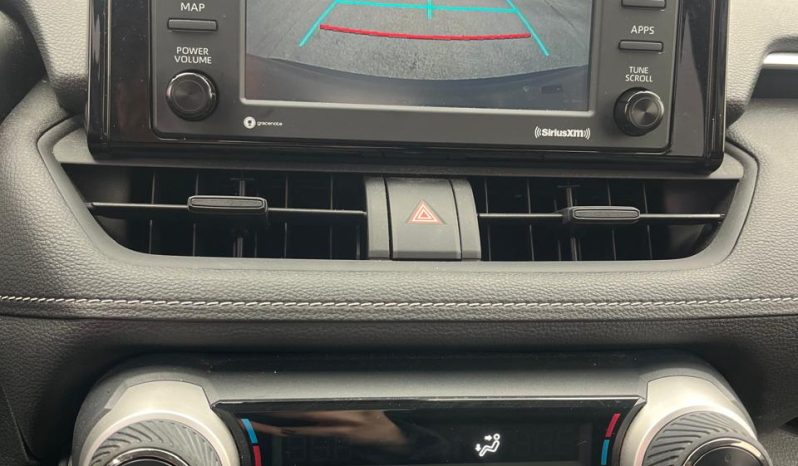 
								2021 Toyota RAV4 HYBRID full									