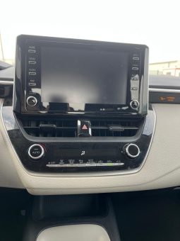 
										2020 Toyota Corolla full									