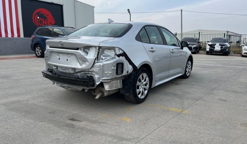 
								2020 Toyota Corolla full									