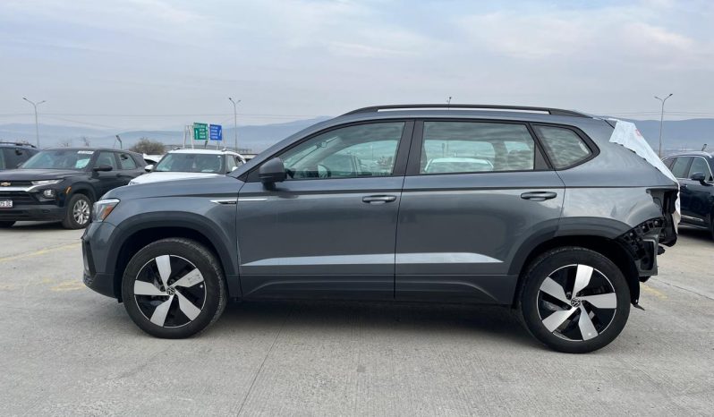 
								2023 Volkswagen Taos full									