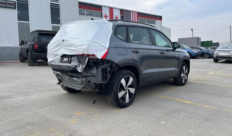 
								2023 Volkswagen Taos full									
