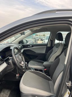 
										2023 Volkswagen Taos full									